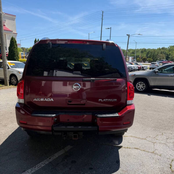 2011 Nissan Armada SV