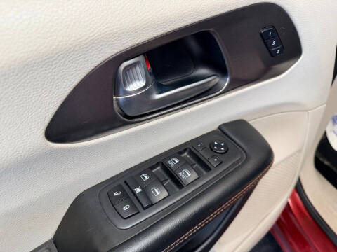 2020 Chrysler Pacifica Touring L