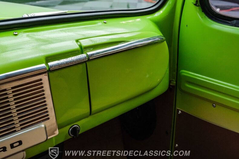 1951 Ford F-100