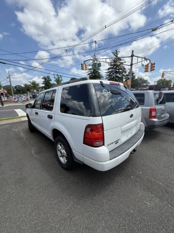 2004 Ford Explorer XLT