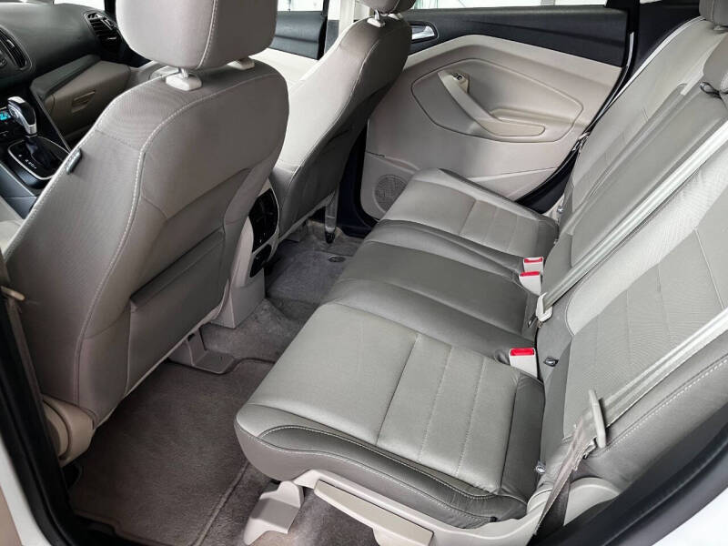 2015 Ford C-MAX Hybrid SE