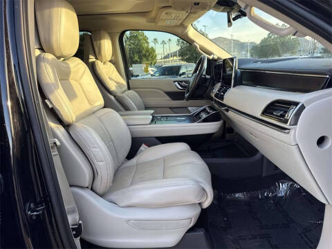 2021 Lincoln Navigator L Reserve