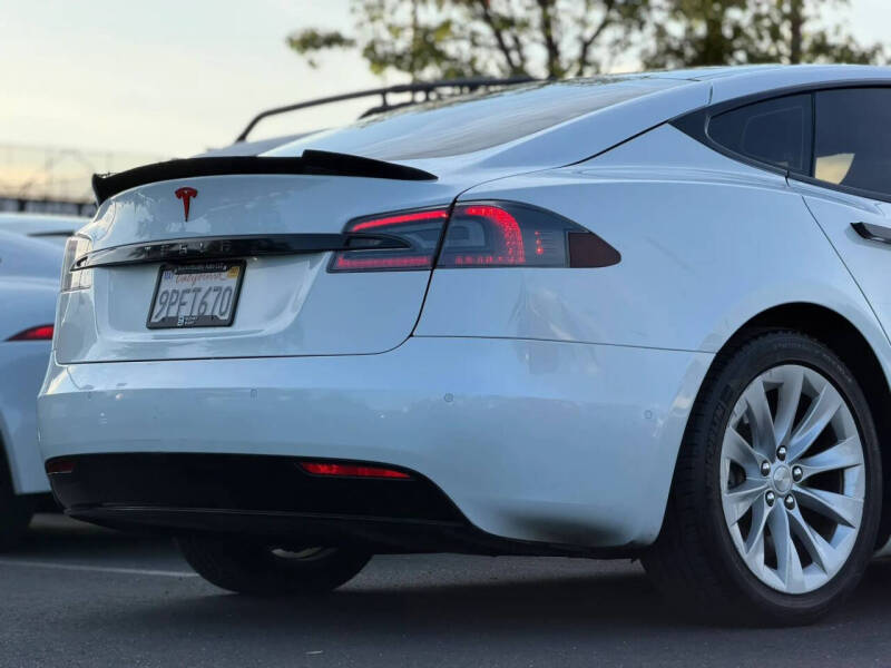 2017 Tesla Model S