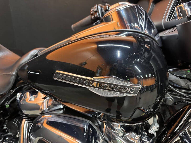 2021 Harley-Davidson® FLHX - Street Glide®