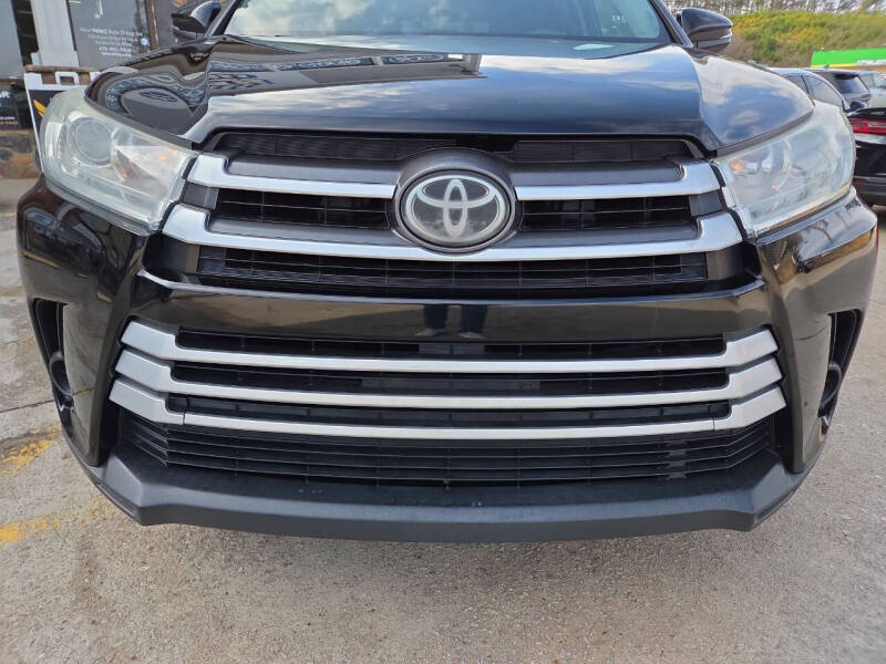 2017 Toyota Highlander LE