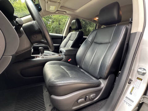 2014 Nissan Pathfinder SL