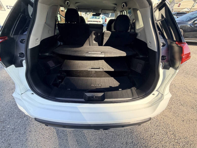 2019 Nissan Rogue SV