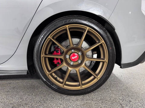 2024 Volkswagen Golf GTI 380 SE