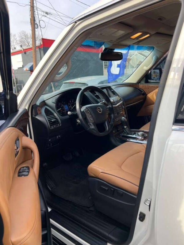 2017 Nissan Armada Platinum