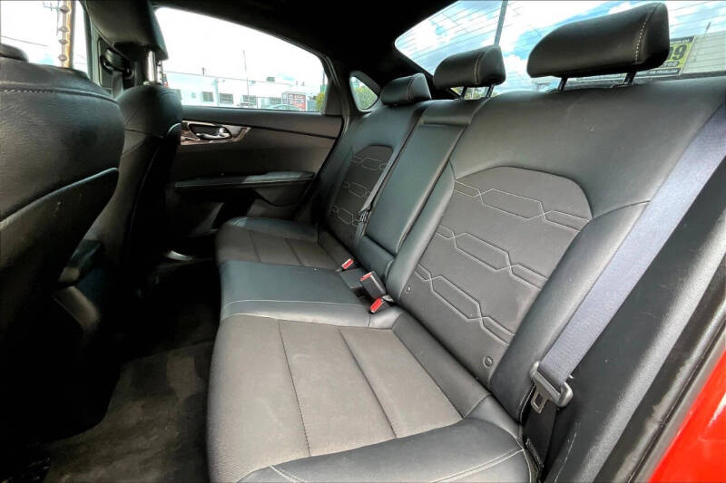 2023 Kia Forte GT-Line