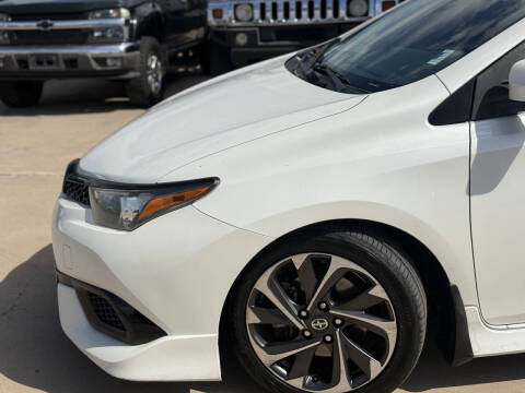 2016 Scion iM