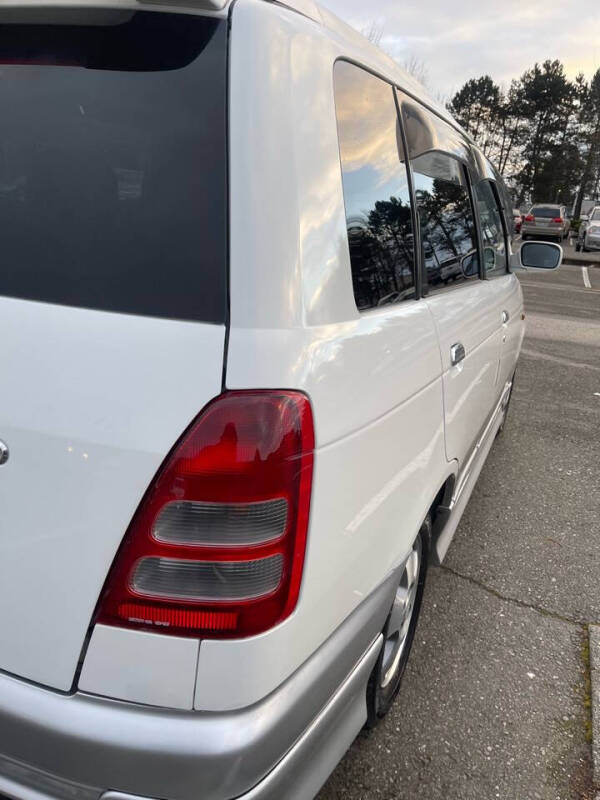 1998 Daihatsu Pyzar Charade