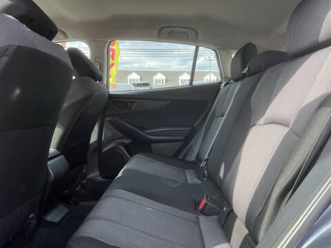 2017 Subaru Impreza 2.0i