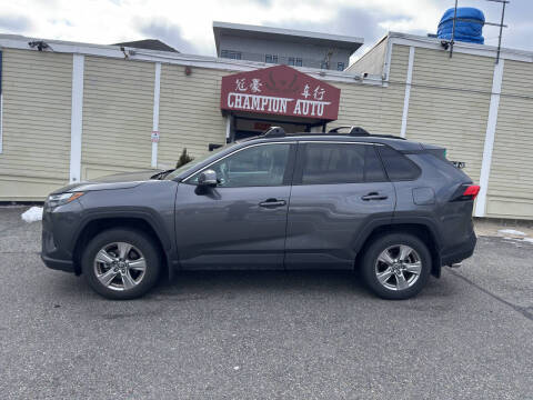 2022 Toyota RAV4 XLE