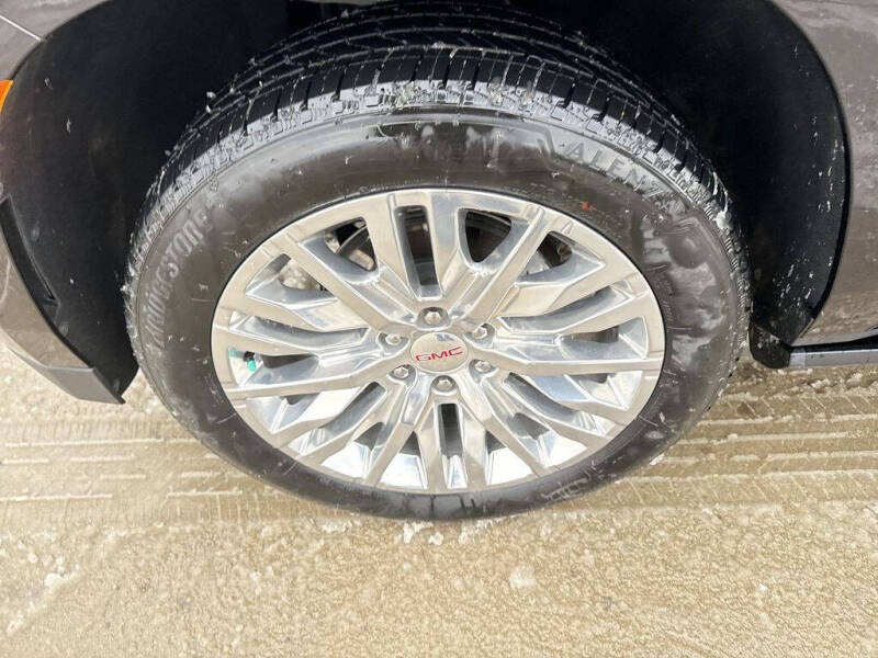 2023 GMC Yukon XL Denali