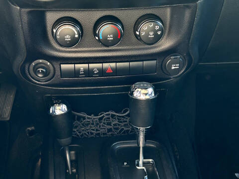 2016 Jeep Wrangler Unlimited Willys Wheeler