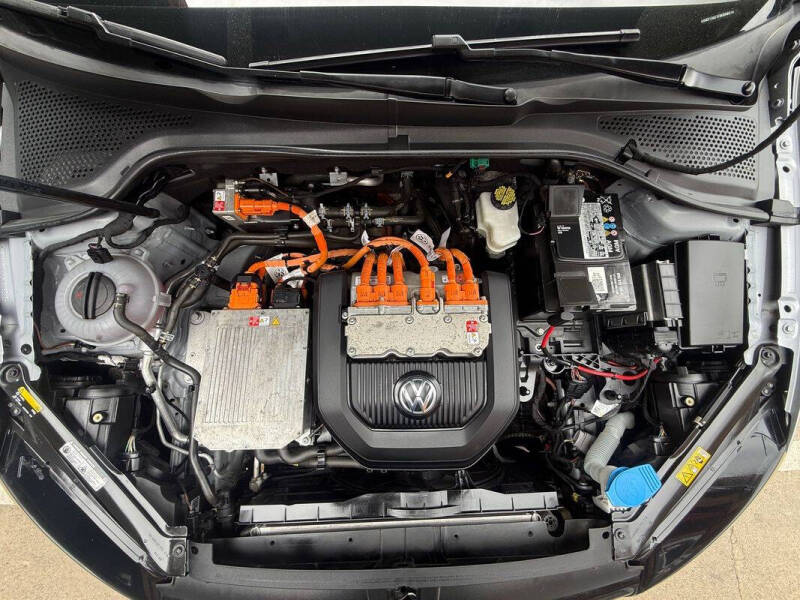 2015 Volkswagen e-Golf Limited Edition