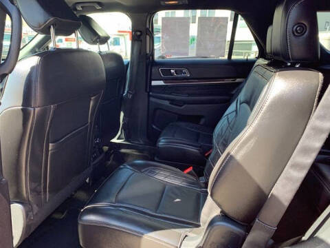 2018 Ford Explorer Platinum