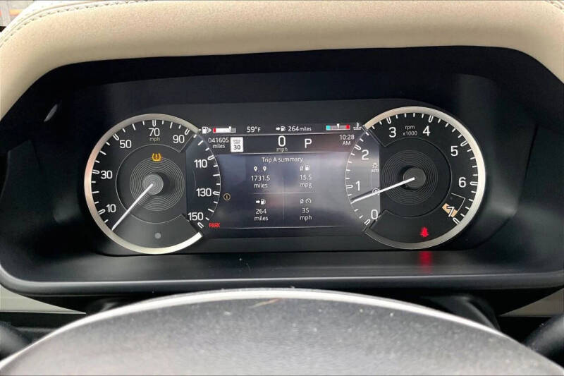 2022 Land Rover Defender 110 X-Dynamic SE