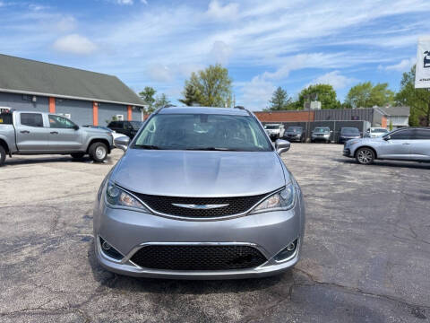 2018 Chrysler Pacifica Touring L Plus