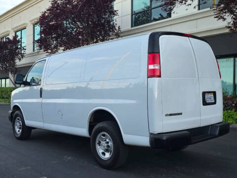 2020 Chevrolet Express 2500