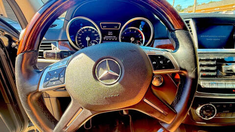 2014 Mercedes-Benz GL-Class GL 550 4MATIC