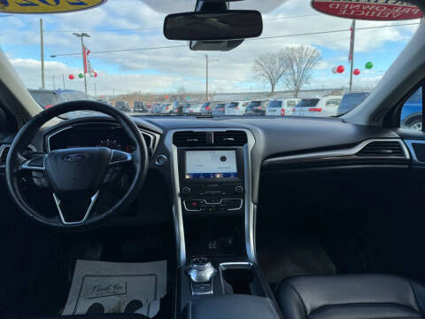 2020 Ford Fusion SEL