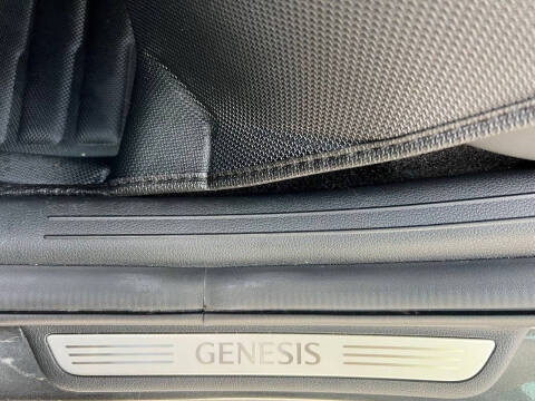 2023 Genesis G70