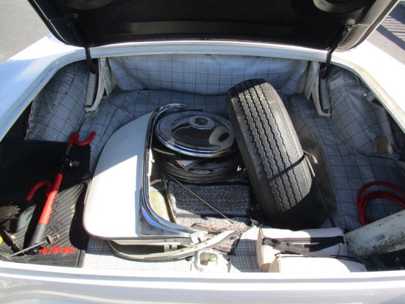 1957 Ford Thunderbird