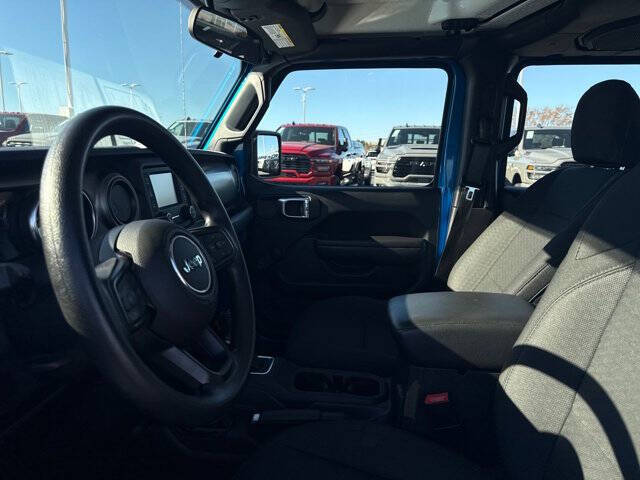 2020 Jeep Gladiator Sport