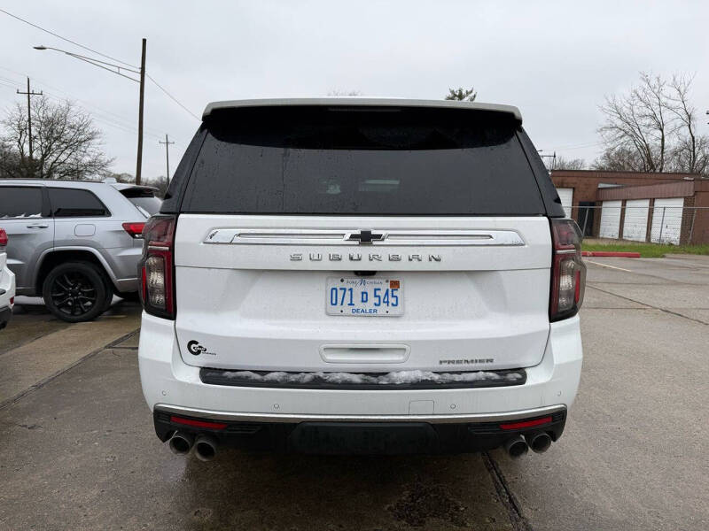 2023 Chevrolet Suburban Premier
