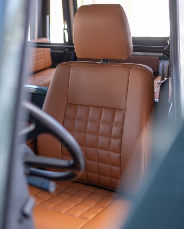 1991 Land Rover Defender