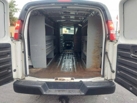 2017 Chevrolet Express 2500