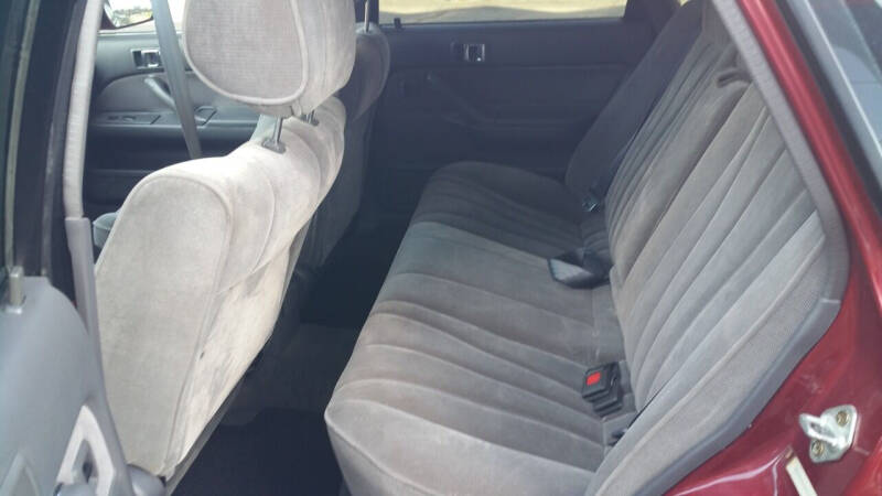 1989 Toyota Camry LE