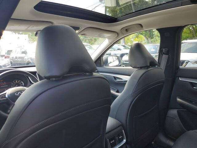2024 Infiniti QX50 Luxe