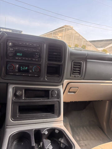 2005 Chevrolet Avalanche 1500 LS