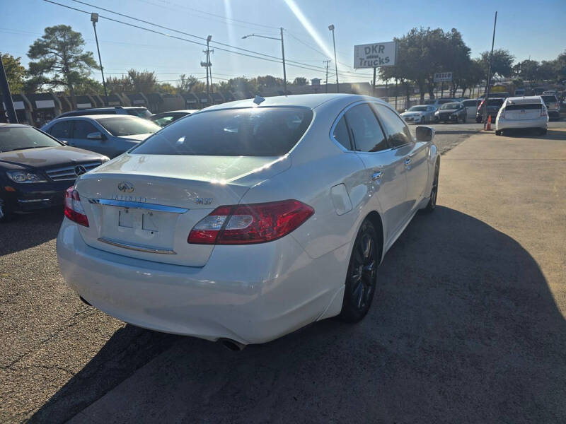 2011 Infiniti M37