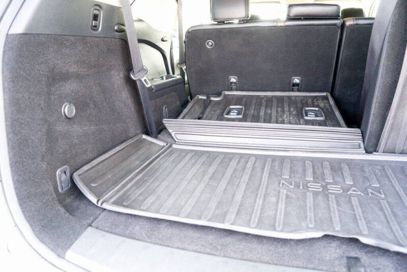 2023 Nissan Pathfinder Platinum