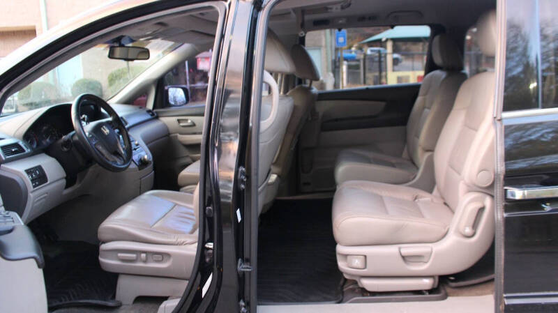 2011 Honda Odyssey Touring Elite