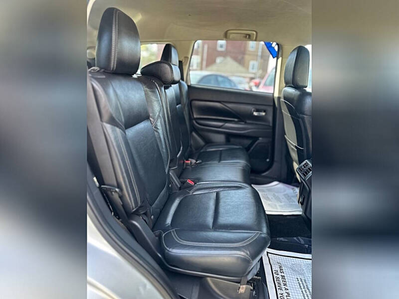 2020 Mitsubishi Outlander