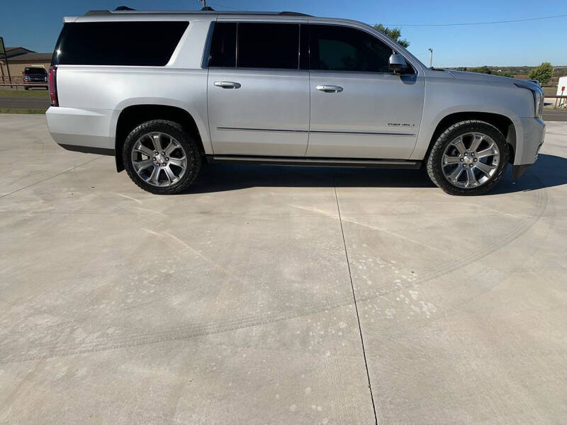 2017 GMC Yukon XL Denali