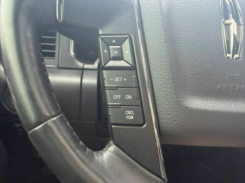 2016 Lincoln Navigator Select