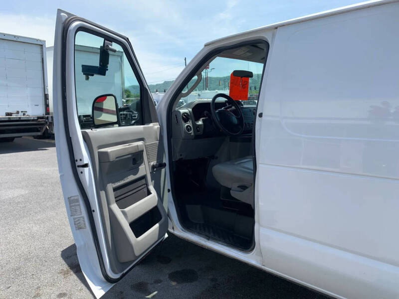 2014 Ford E-Series E-150
