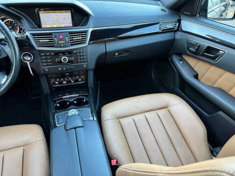 2010 Mercedes-Benz E-Class