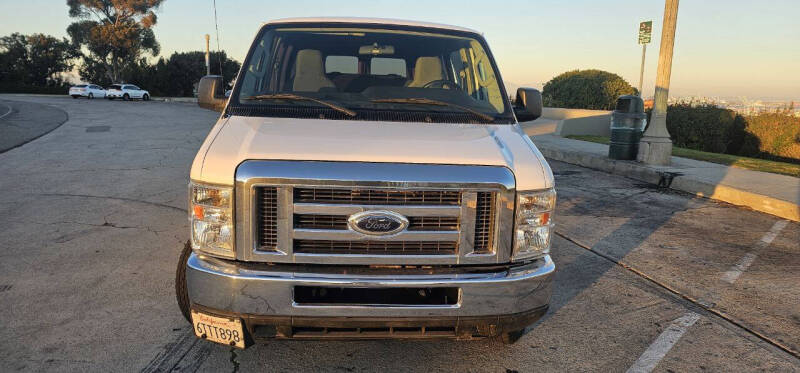 2012 Ford E-Series E-350 SD XLT