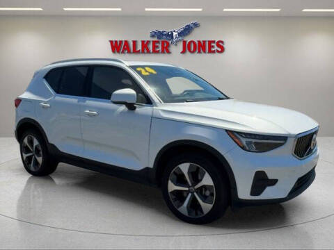 2024 Volvo XC40 B5 Core Bright Theme