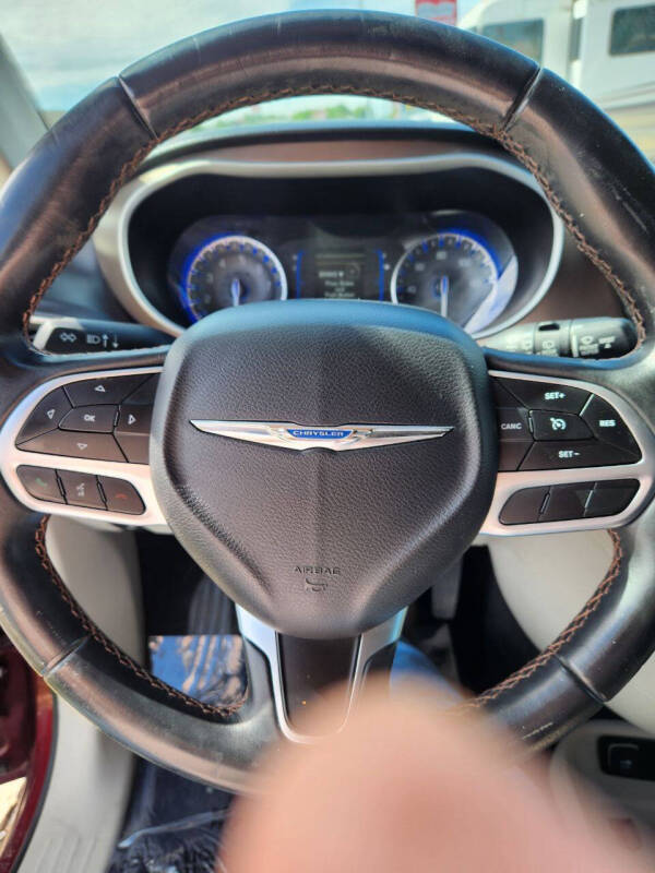 2017 Chrysler Pacifica Touring Plus