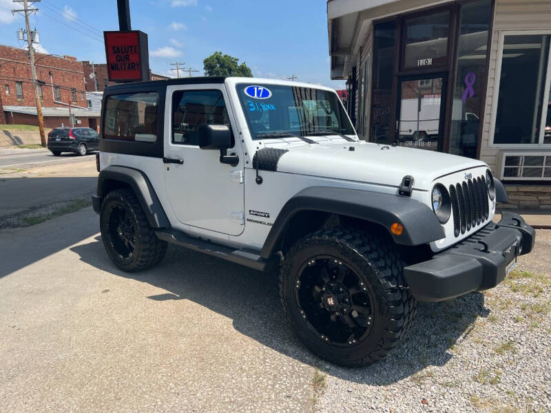 2017 Jeep Wrangler for sale at River City Auto Center LLC in Chester IL