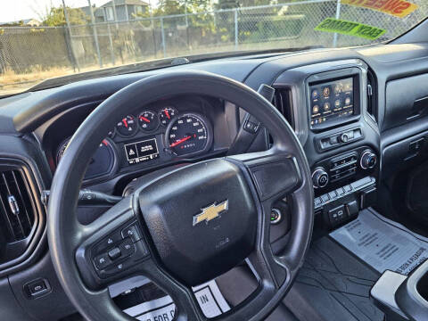 2023 Chevrolet Silverado 1500 Custom