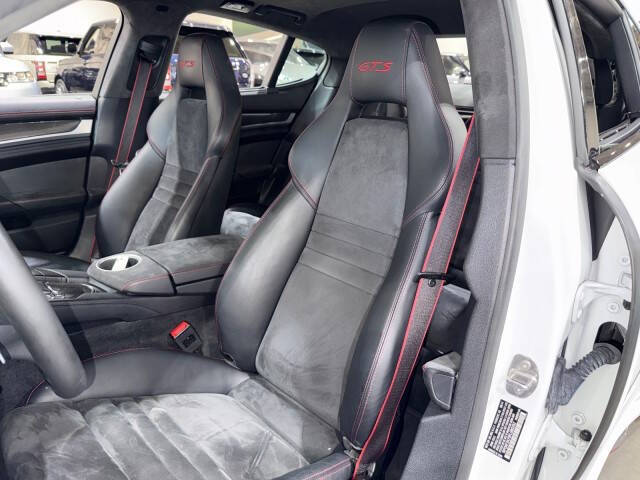 2015 Porsche Panamera GTS